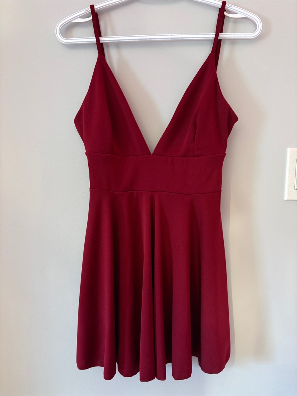 Burgundy Backless V-Neck Dress